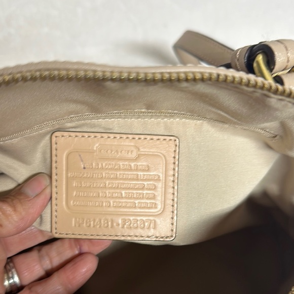 COACH Peyton Sand Beige Taupe Leather Cora Dome Satchel Handbag Purse - Picture 10 of 16